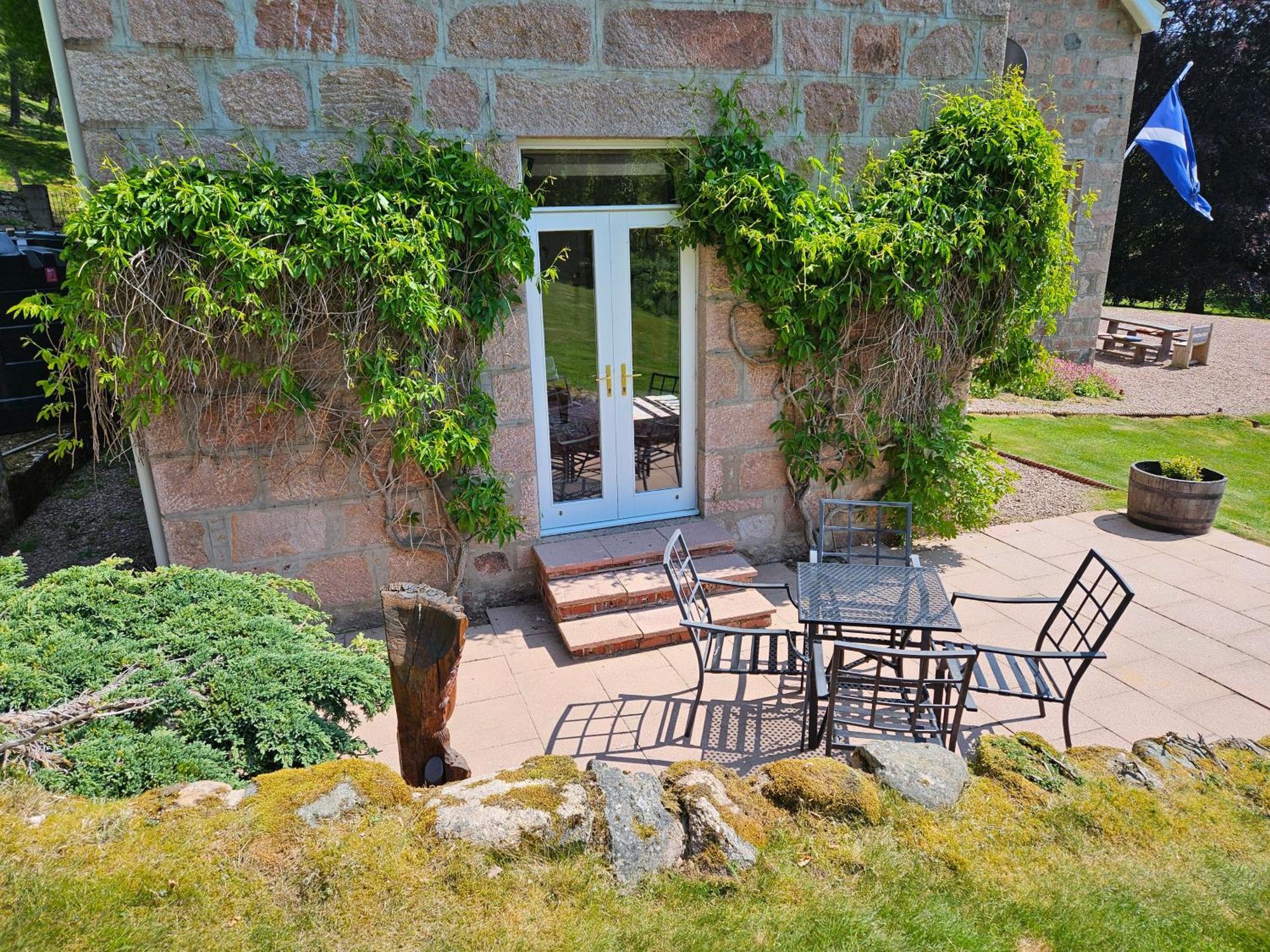 Craggan Bed & Breakfast Ballater Dış mekan fotoğraf